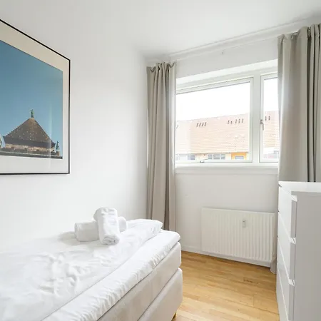 Apartment 3-br W A Balcony In Frederiksberg - 203 Kopenhagen