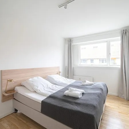 Apartment 3-br W A Balcony In Frederiksberg - 203