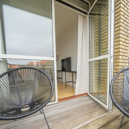 3-br W A Balcony In Frederiksberg - 203